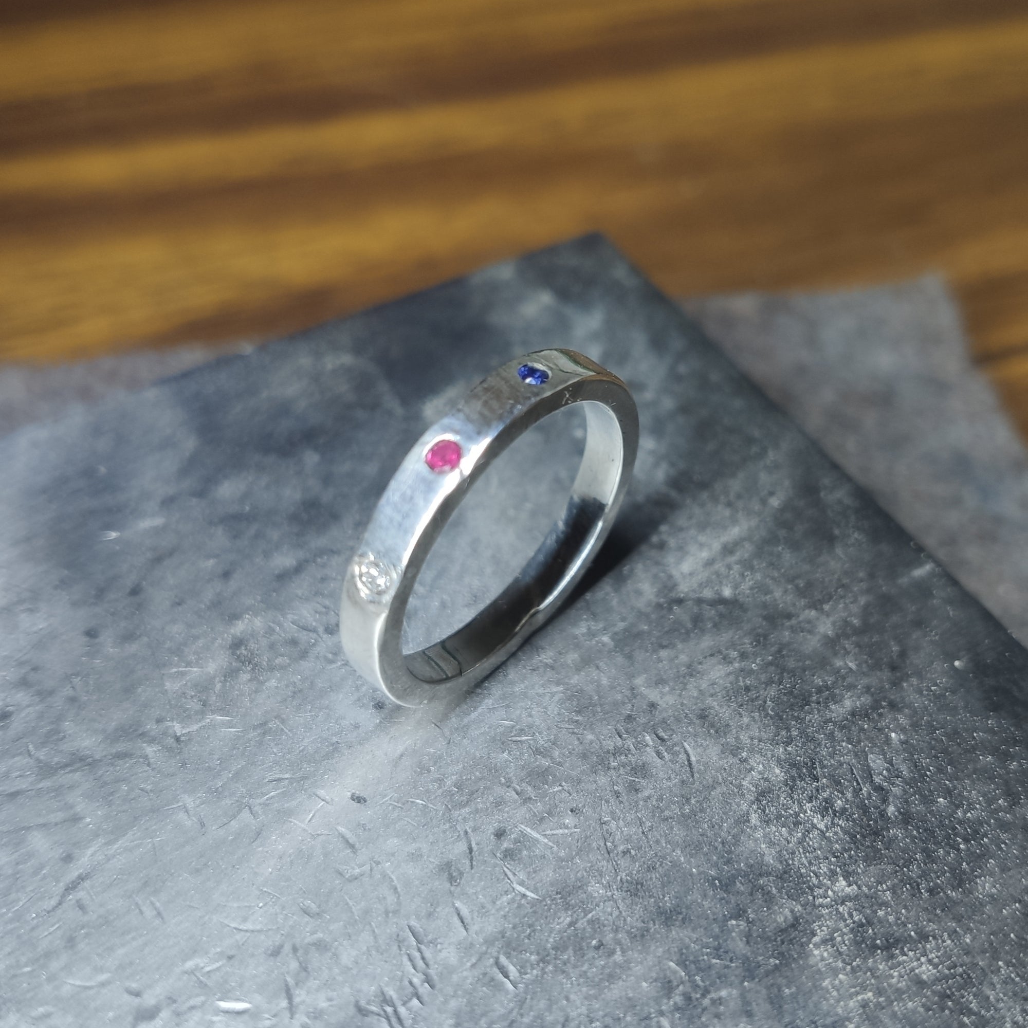 Navaratna ring (3G)